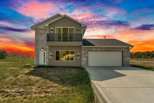 113 S Sycamore, Valley Center, KS 67147