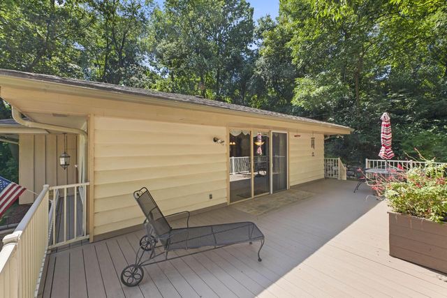 904 Lynne COURT, Waukesha, WI 53186