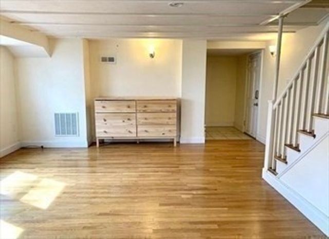 36 Palmer St, Quincy, MA 02169