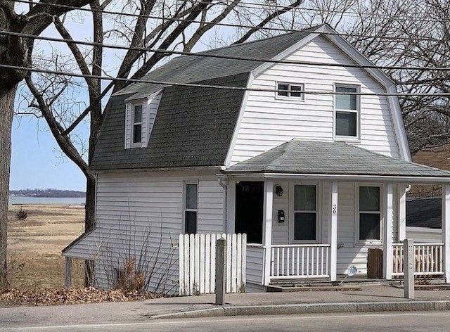 36 Palmer St, Quincy, MA 02169