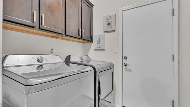 8631 Monsoon Road NW, Albuquerque, NM 87120