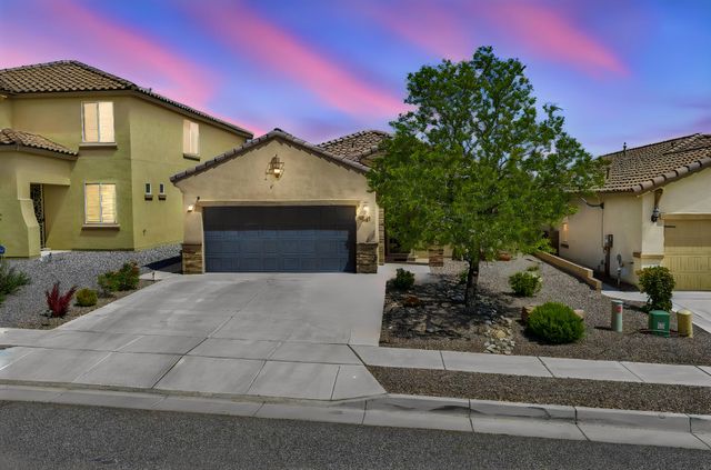 8631 Monsoon Road NW, Albuquerque, NM 87120