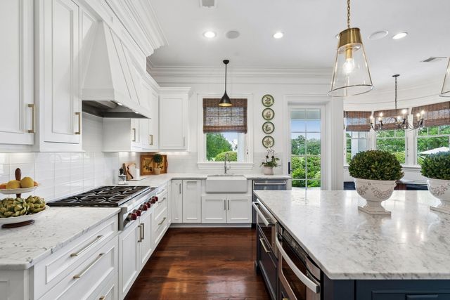224 Furman Farm Place, Daniel Island, SC 29492