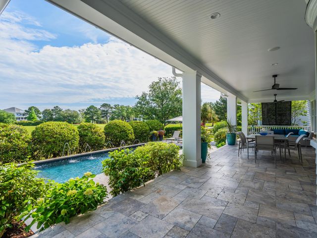224 Furman Farm Place, Daniel Island, SC 29492