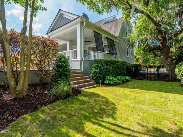 224 Furman Farm Place, Daniel Island, SC 29492
