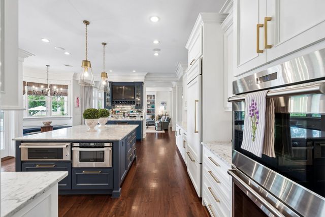 224 Furman Farm Place, Daniel Island, SC 29492