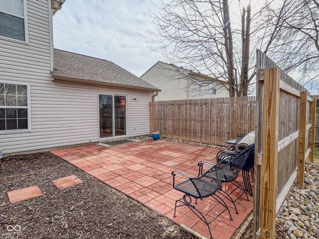 332 Brixton Woods East Drive, Pittsboro, IN 46167