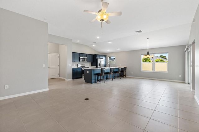 5805 CAMDYN COURT, The Villages, FL 32163