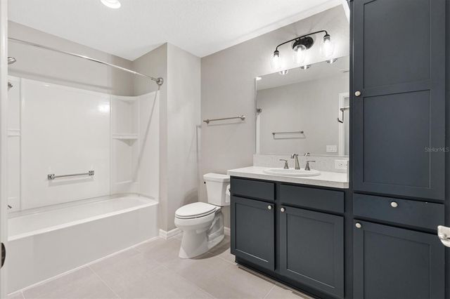 5805 CAMDYN COURT, The Villages, FL 32163