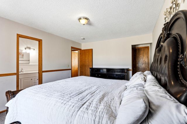11012 Edgewood Avenue N, Champlin, MN 55316