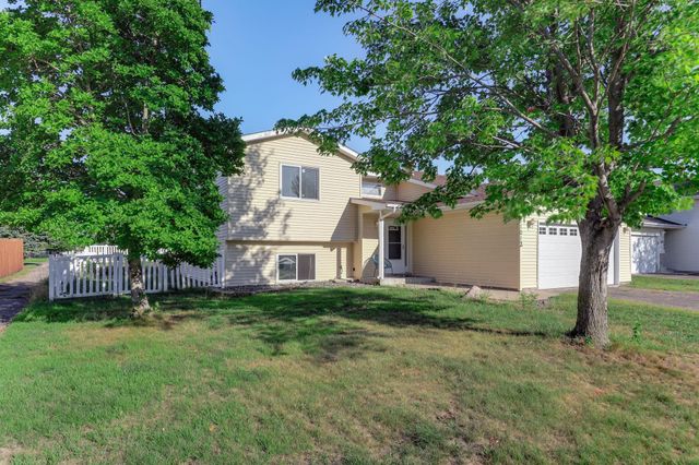 11012 Edgewood Avenue N, Champlin, MN 55316