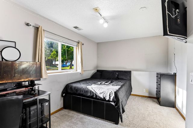 11012 Edgewood Avenue N, Champlin, MN 55316