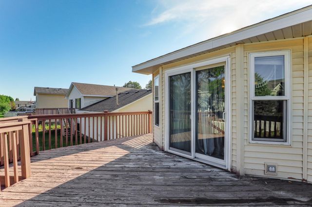11012 Edgewood Avenue N, Champlin, MN 55316