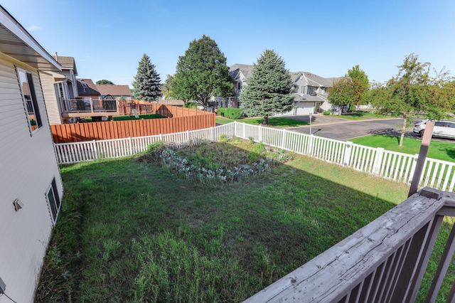 11012 Edgewood Avenue N, Champlin, MN 55316