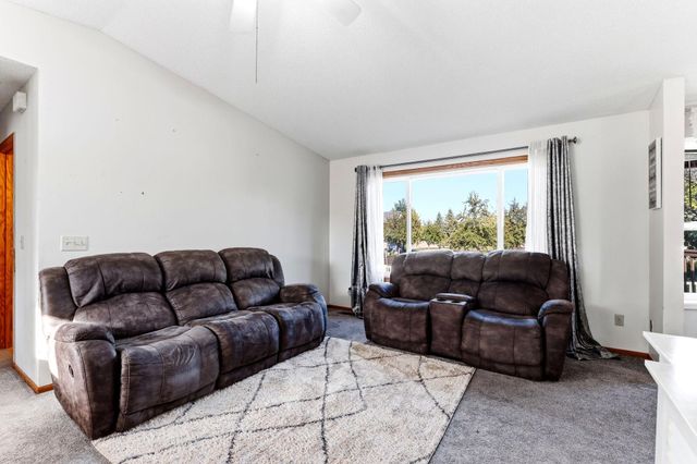 11012 Edgewood Avenue N, Champlin, MN 55316
