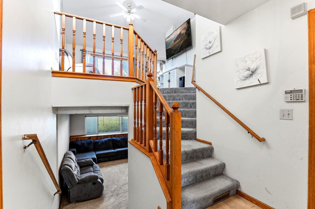 11012 Edgewood Avenue N, Champlin, MN 55316 — photo 5