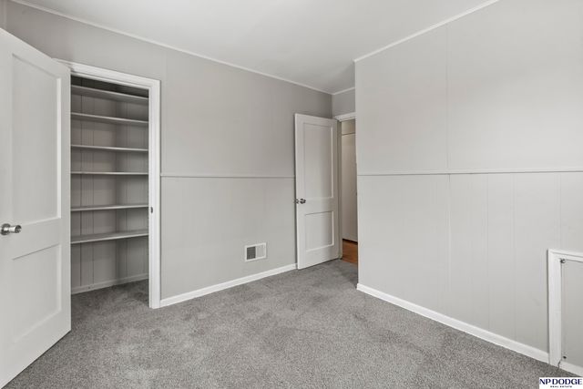 3164 Ida Street, Omaha, NE 68112