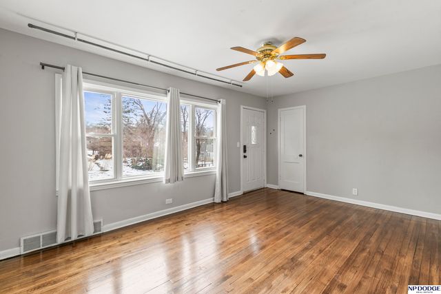 3164 Ida Street, Omaha, NE 68112