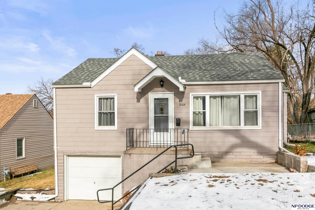 3164 Ida Street, Omaha, NE 68112