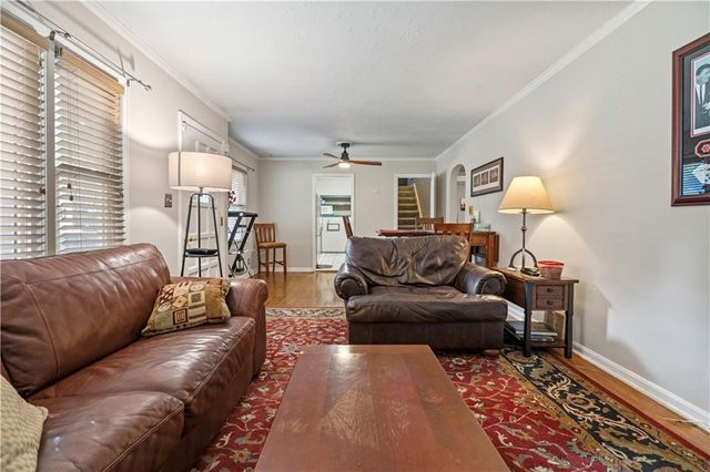 2004 W 72nd Terrace, Prairie Village, KS 66208