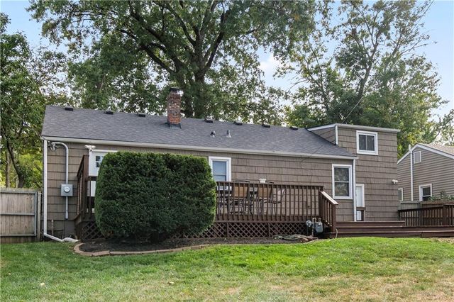 2004 W 72nd Terrace, Prairie Village, KS 66208