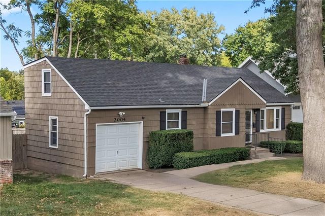 2004 W 72nd Terrace, Prairie Village, KS 66208