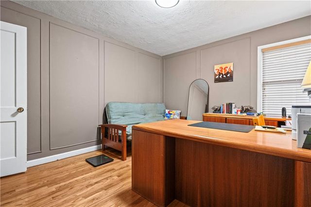 2004 W 72nd Terrace, Prairie Village, KS 66208