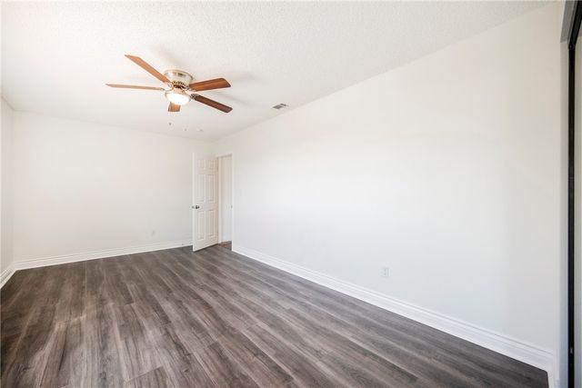 6480 Bristlecone Circle, Las Vegas, NV 89146