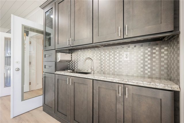 6480 Bristlecone Circle, Las Vegas, NV 89146