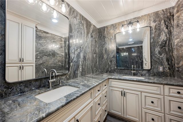 6480 Bristlecone Circle, Las Vegas, NV 89146
