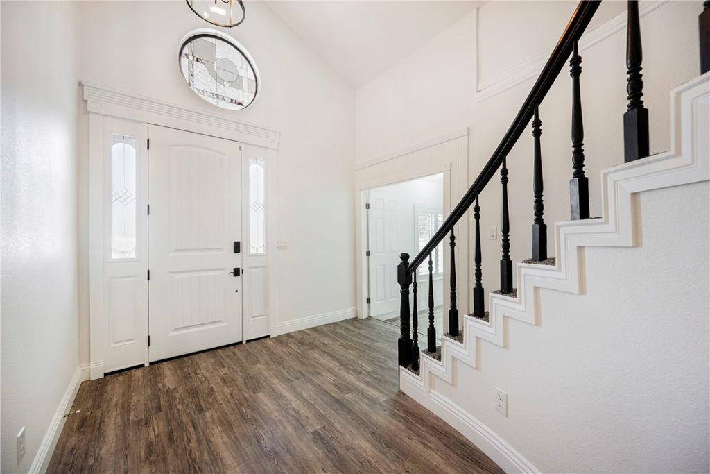 6480 Bristlecone Circle, Las Vegas, NV 89146 — photo 4