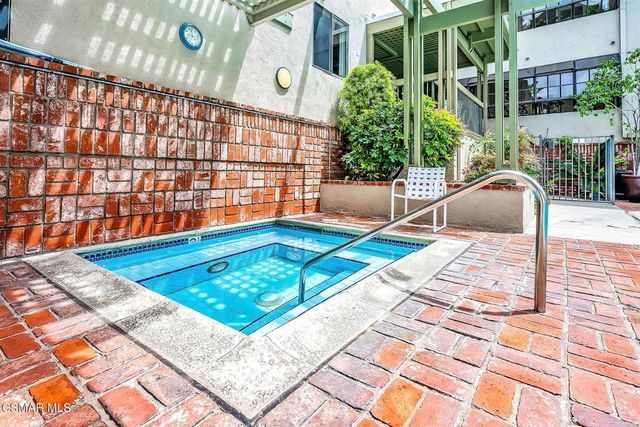 339 S Catalina Avenue 212, Pasadena, CA 91106