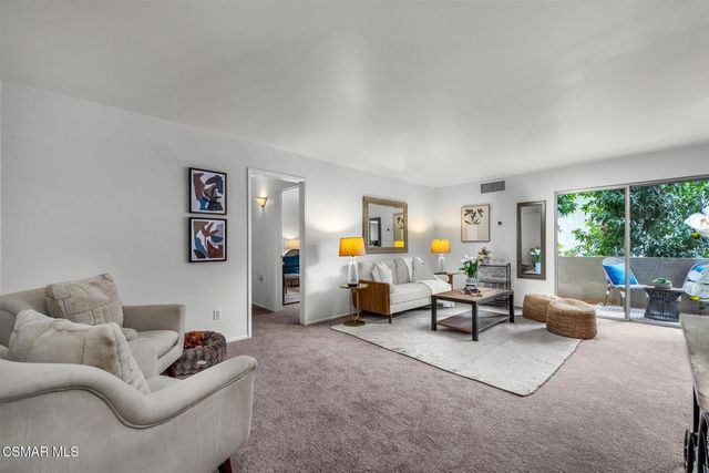 339 S Catalina Avenue 212, Pasadena, CA 91106
