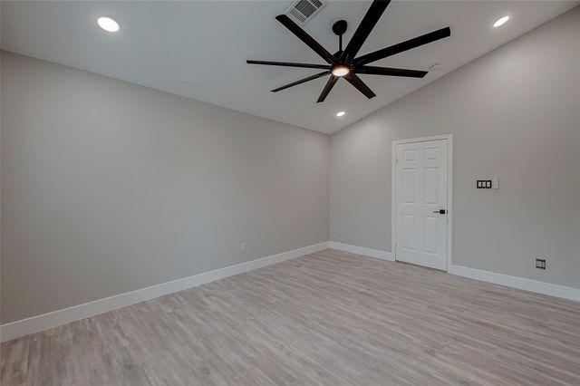 15314 Chestnut Falls Drive, Cypress, TX 77433