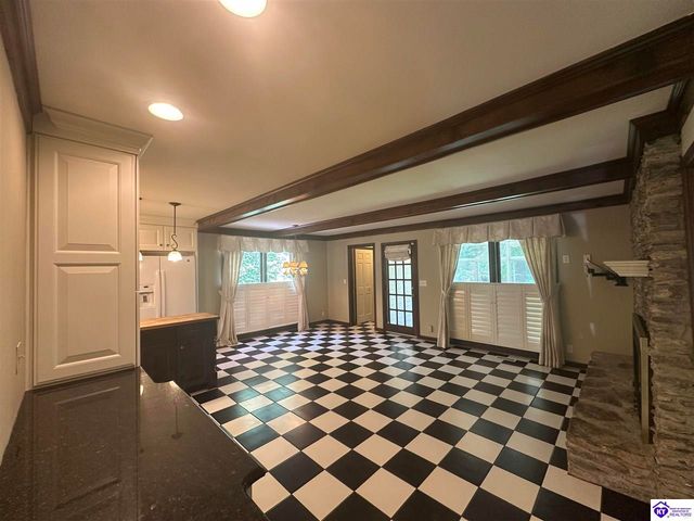 717 Sunrise Lane, Elizabethtown, KY 42701