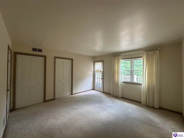 717 Sunrise Lane, Elizabethtown, KY 42701