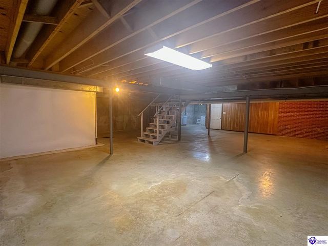 717 Sunrise Lane, Elizabethtown, KY 42701