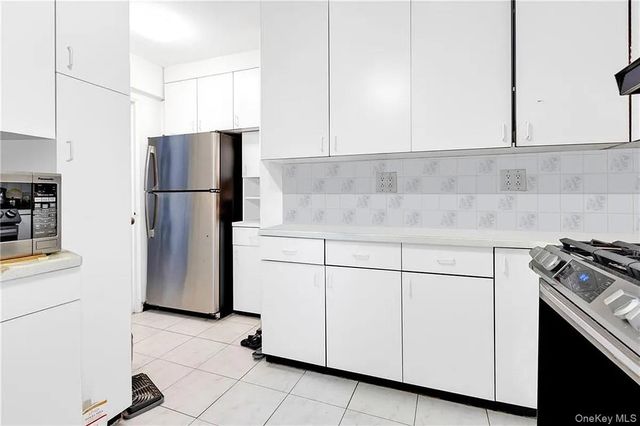 2580 Ocean Parkway 2K, Brooklyn, NY 11235