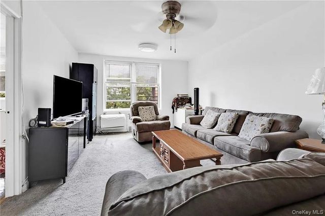 2580 Ocean Parkway 2K, Brooklyn, NY 11235