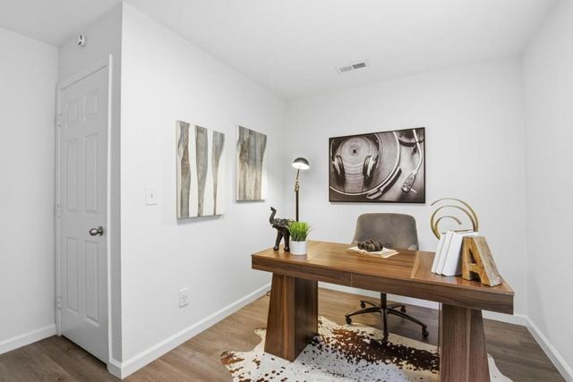 2323 Mastlands Drive, Oakland, CA 94611