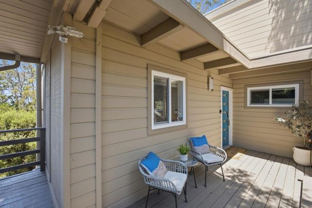 2323 Mastlands Drive, Oakland, CA 94611