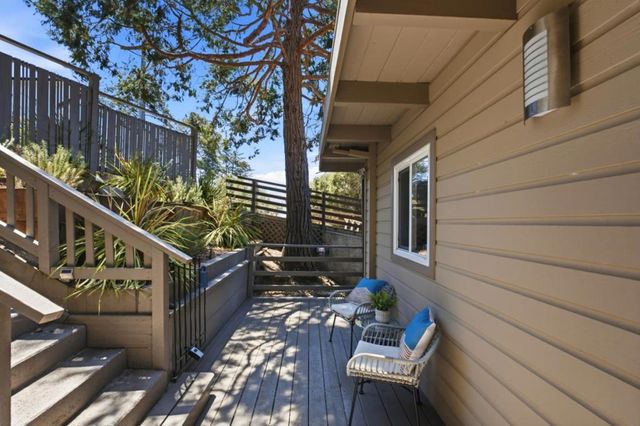 2323 Mastlands Drive, Oakland, CA 94611