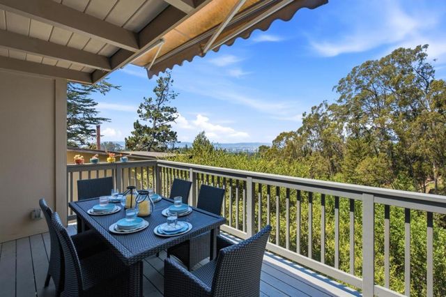 2323 Mastlands Drive, Oakland, CA 94611