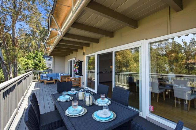 2323 Mastlands Drive, Oakland, CA 94611