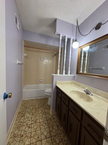 3968 WANDERING WAY, Memphis, TN 38115