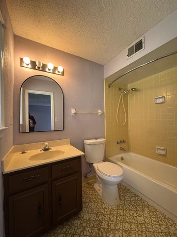 3968 WANDERING WAY, Memphis, TN 38115