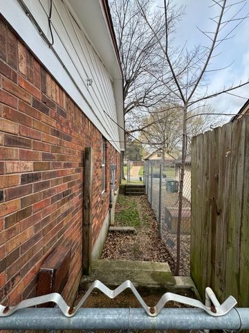 3968 WANDERING WAY, Memphis, TN 38115