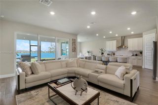 6489 NW Cloverdale Ave, Port St. Lucie, FL 34987