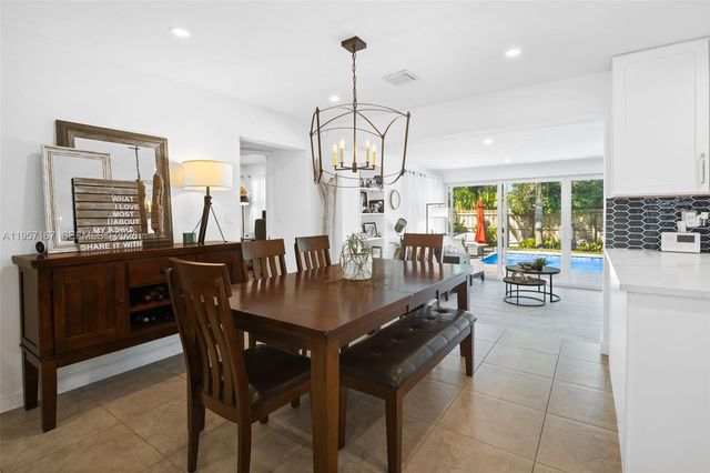 1639 NE 27th Dr, Wilton Manors, FL 33334