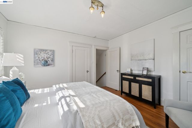 1718 High St, Alameda, CA 94501